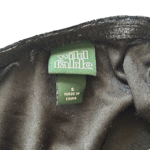 Wild Fable black crushed velvet camisole crop top S - Picture 4 of 5